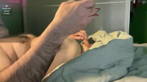 Snapshot of slice5 chatting on 02.14.26 slice5 online show from 02.14.26