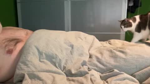 Snapshot of slice5 chatting on 04.04.26 slice5 online show from 04.04.26