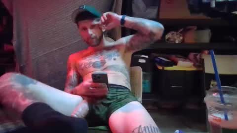 slick9thic07 online show from 10.24.25