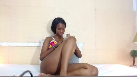 slim_chocobar18 online show from 01.18.25