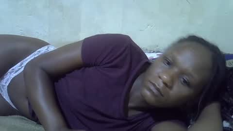 Snapshot of slim_girl3 chatting on 02.26.25 slim_girl3 online show from 02.26.25