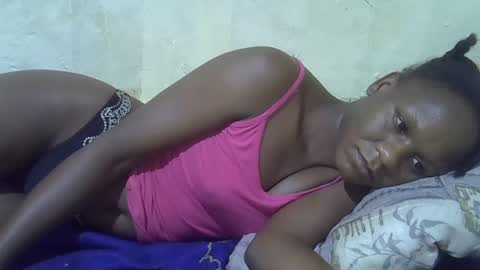 Snapshot of slim_girl3 chatting on 02.28.25 slim_girl3 online show from 02.28.25