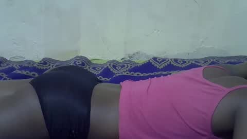 Snapshot of slim_girl3 chatting on 03.02.25 slim_girl3 online show from 03.02.25