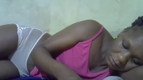 Snapshot of slim_girl3 chatting on 03.07.25 slim_girl3 online show from 03.07.25