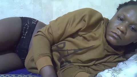 Snapshot of slim_girl3 chatting on 03.11.25 slim_girl3 online show from 03.11.25