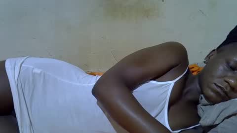 Snapshot of slim_girl3 chatting on 10.04.25 slim_girl3 online show from 10.04.25