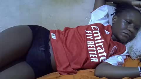 Snapshot of slim_girl3 chatting on 10.11.25 slim_girl3 online show from 10.11.25