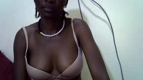 slim_kiteey online show from 06.10.26