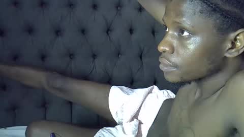 slim long01 online show from 10.11.25