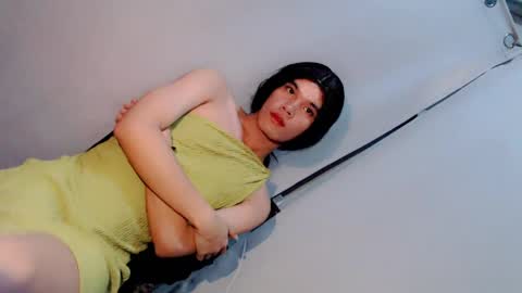 slim_nathalia online show from 04.22.26