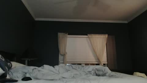 Snapshot of slimjp chatting on 05.18.26 slimjp online show from 05.18.26