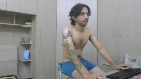 Snapshot of slimteaser089 chatting on 11.14.25 SlimTeaser089 online show from 11.14.25