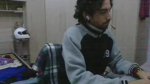 Snapshot of slimteaser089 chatting on 11.28.25 SlimTeaser089 online show from 11.28.25