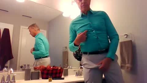 Snapshot of slimtrimdad chatting on 03.01.26 slimtrimdad online show from 03.01.26