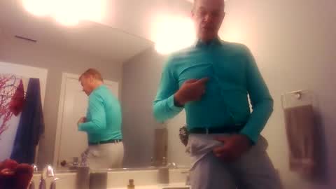 Snapshot of slimtrimdad chatting on 03.22.26 slimtrimdad online show from 03.22.26