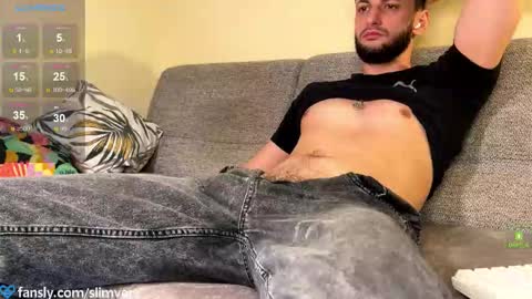 Snapshot of slimvers chatting on 12.18.25 Art online show from 12.18.25