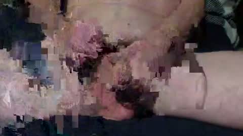 Snapshot of slimxhibit chatting on 12.24.24 slimxhibit online show from 12.24.24