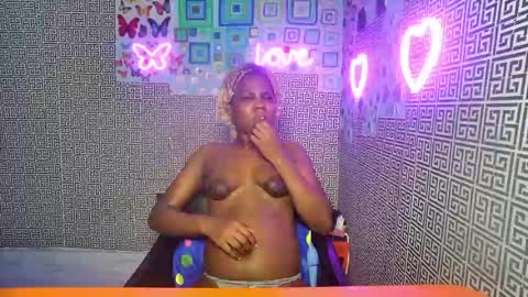 Snapshot of slimzyxdoll chatting on 06.22.26 slimzyxdoll online show from 06.22.26