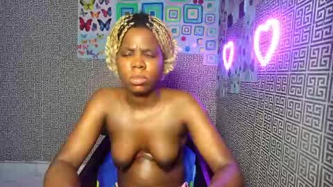 Snapshot of slimzyxdoll chatting on 07.01.26 slimzyxdoll online show from 07.01.26