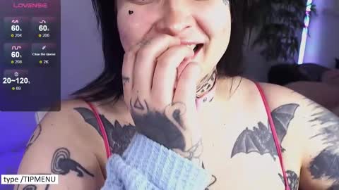 Snapshot of slobbergirl chatting on 12.19.25 Kira Khanina online show from 12.19.25