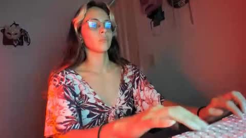 slone03 online show from 11.14.25