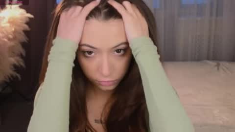 Snapshot of slow_flower chatting on 11.25.25 Emilia online show from 11.25.25