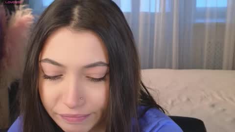 Snapshot of slow_flower chatting on 01.12.26 Emilia online show from 01.12.26