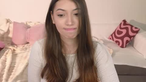 Snapshot of slow_flower chatting on 03.06.26 Emilia online show from 03.06.26