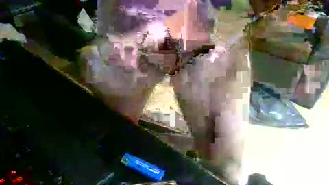 Snapshot of slowpix chatting on 01.08.25 Slowpi online show from 01.08.25