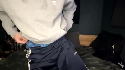 Snapshot of slutsandblunts chatting on 02.02.26 slutsandblunts online show from 02.02.26