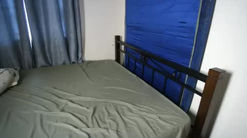 slutty_baddie online show from 10.07.25