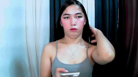 Snapshot of slutty_gretha chatting on 10.13.25 Gretha online show from 10.13.25