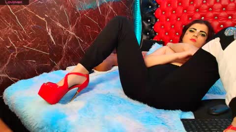 Ana    online show from 02.20.26