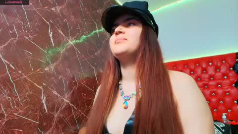 Snapshot of slutty_milf_bitch chatting on 06.06.26 Ana online show from 06.06.26