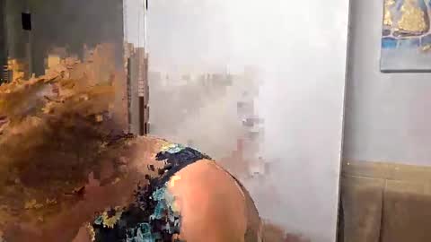 Snapshot of sluttymommie chatting on 10.20.25 Alwaysthirsty online show from 10.20.25