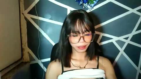 Snapshot of sluttypatotie chatting on 04.19.26 sluttypatotie online show from 04.19.26