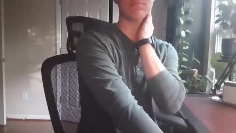 Snapshot of sluttyputtyxxx chatting on 10.27.25 sluttyputtyxxx online show from 10.27.25