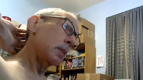 Snapshot of sluttyslave81 chatting on 06.17.26 sluttyslave81 online show from 06.17.26