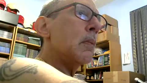 Snapshot of sluttyslave81 chatting on 07.16.26 sluttyslave81 online show from 07.16.26