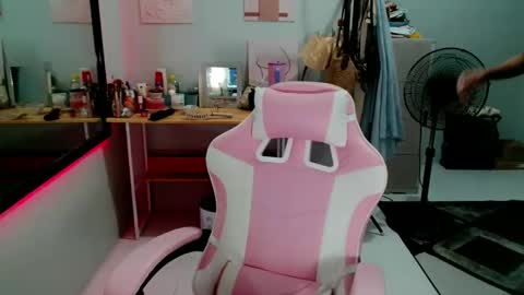 Dont forget to follow me give me thumbs upIm  a New  kataluna online show from 04.29.26