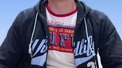 Snapshot of slvbcn75 chatting on 11.16.25 slvbcn75 online show from 11.16.25