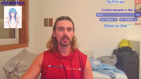Snapshot of slytwink20 chatting on 10.05.25 slytwink20 online show from 10.05.25