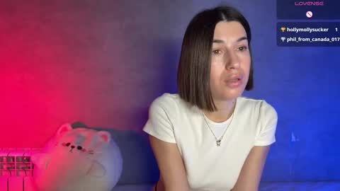 Snapshot of smaillev chatting on 03.21.26 Melani online show from 03.21.26