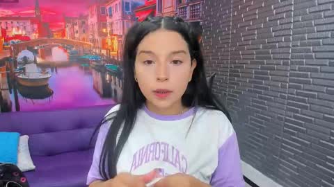 Mariana Torres online show from 01.06.26