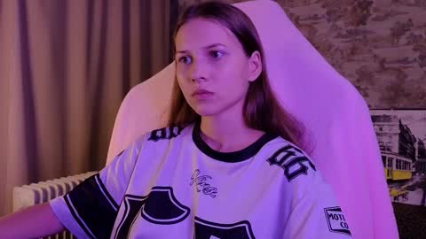 Emma online show from 02.25.26