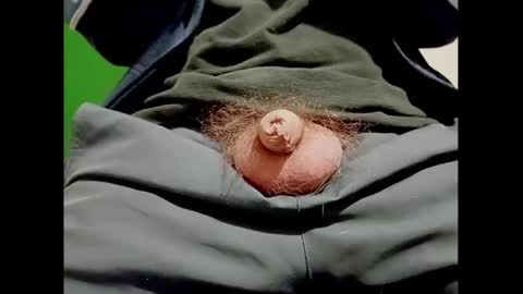 Snapshot of smallhairyuncut chatting on 12.02.24 Small Hairy Uncut online show from 12.02.24