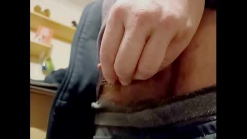 Snapshot of smallhairyuncut chatting on 12.06.24 Small Hairy Uncut online show from 12.06.24