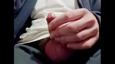 Snapshot of smallhairyuncut chatting on 01.01.25 Small Hairy Uncut online show from 01.01.25