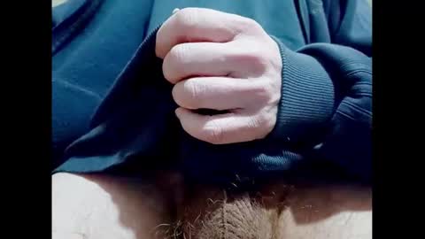 Snapshot of smallhairyuncut chatting on 02.15.25 Small Hairy Uncut online show from 02.15.25