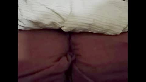 Snapshot of smallhairyuncut chatting on 02.28.25 Small Hairy Uncut online show from 02.28.25